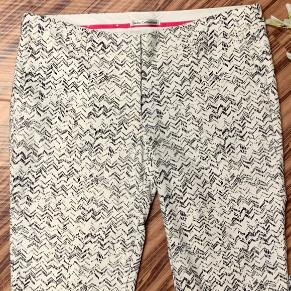 Dalia Collection Patterned Skinny Cropped Pants, 6 - Picture 2 of 6